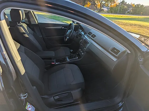 Volkswagen Passat 2013 photo 4