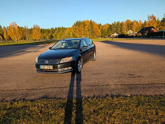 Volkswagen Passat 2013 photo 2