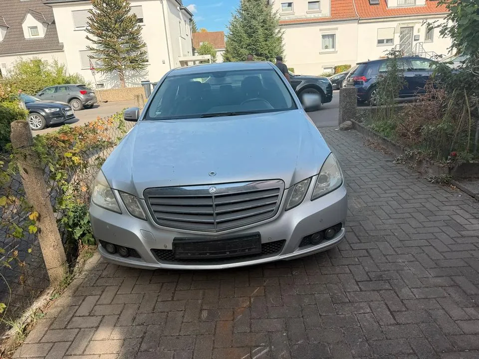 Mercedes-Benz E 250