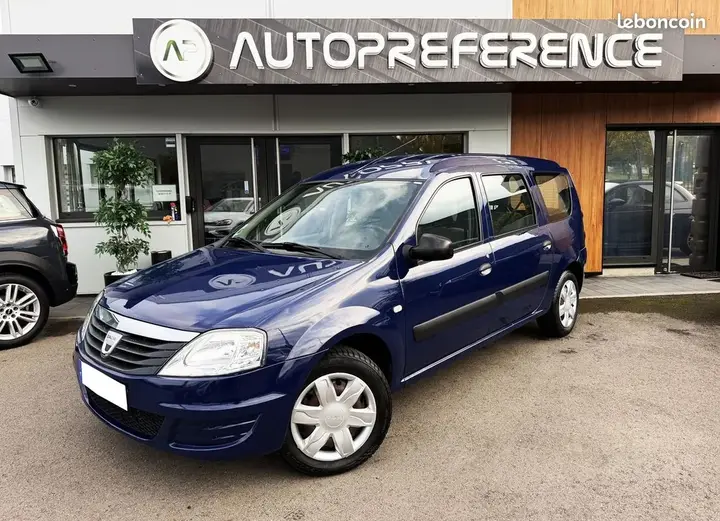 Dacia Logan 2009 photo 3