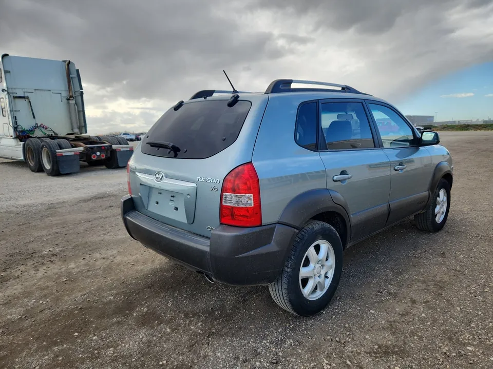 Hyundai Tucson 2005 photo 2