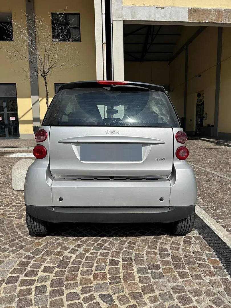 Smart Fortwo 2010 photo 4