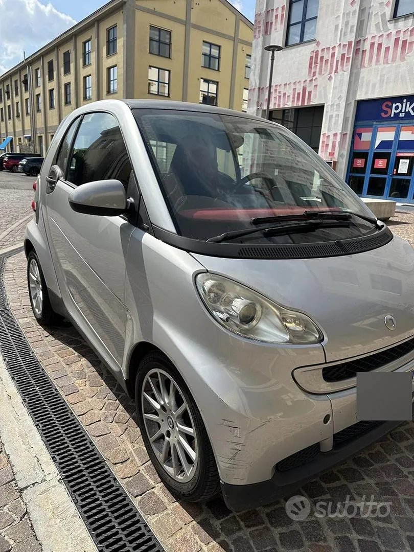 Smart Fortwo 2010 photo 2