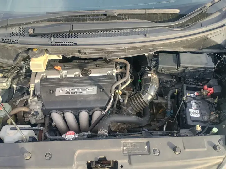 Honda Stepwagon 2009 photo 2