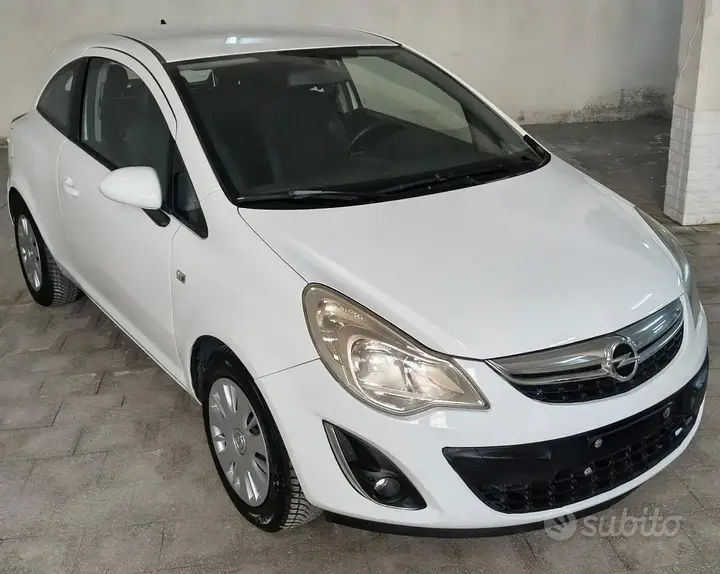Opel Corsa 2012 photo 3