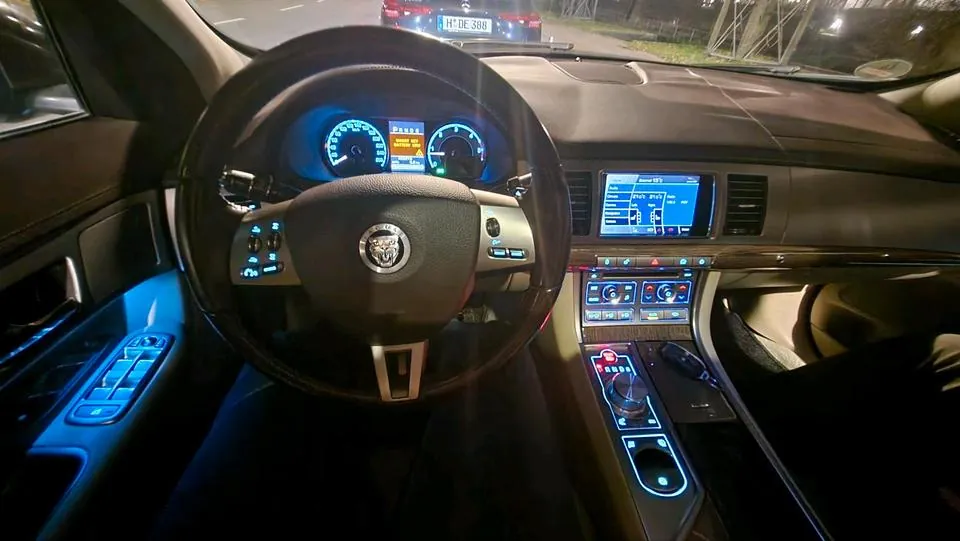 Jaguar Xf