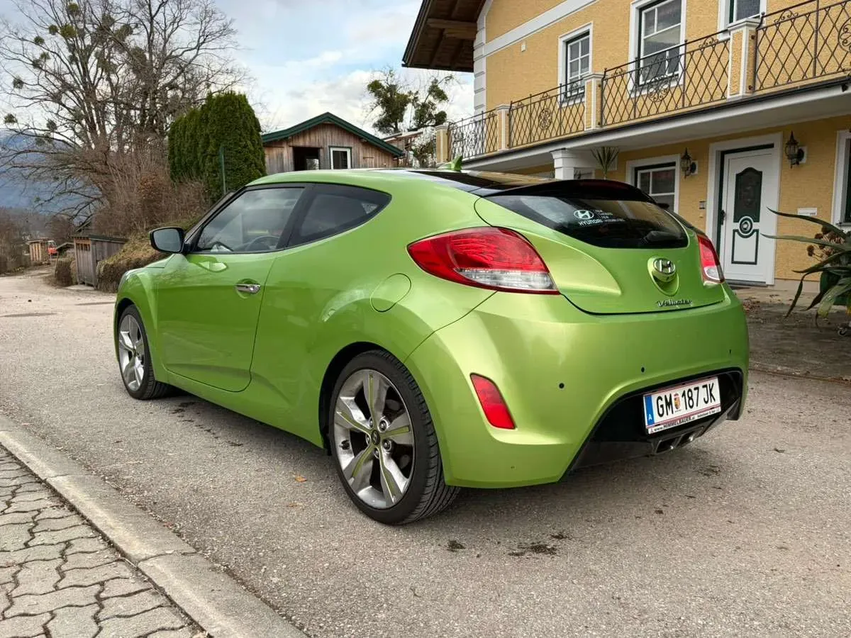 Hyundai Veloster