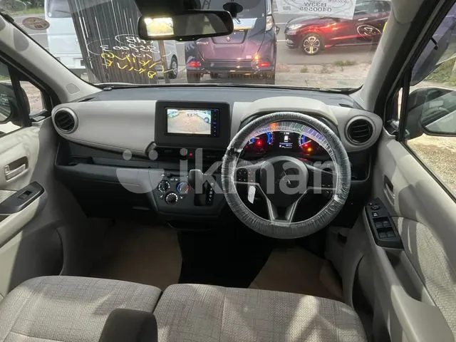 Mitsubishi Ek Wagon 2023 photo 3