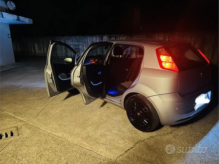 Fiat Punto 2008 photo 5
