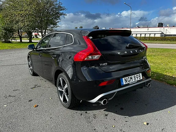 Volvo V40 2018 photo 2