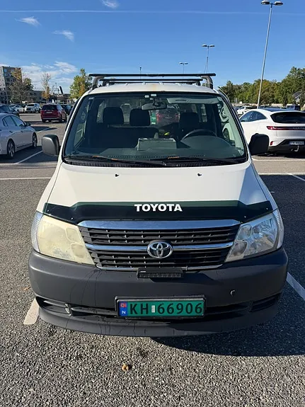 Toyota Hiace 2010 photo 4