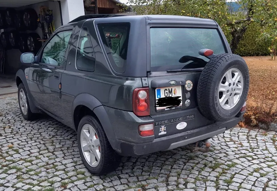 Land Rover Freelander 2005 photo 2