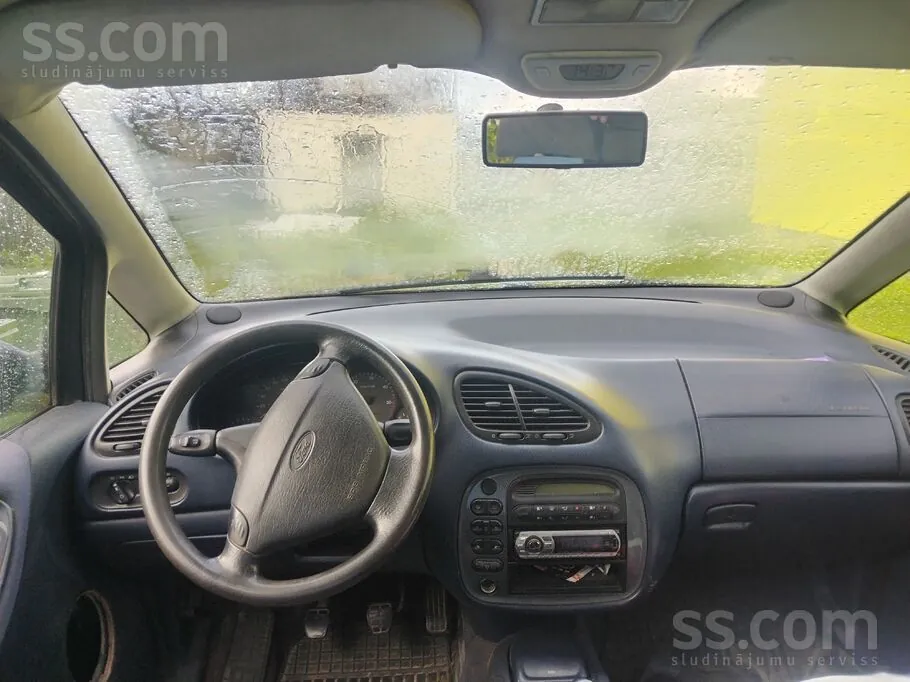 Ford Galaxy 1999 photo 5