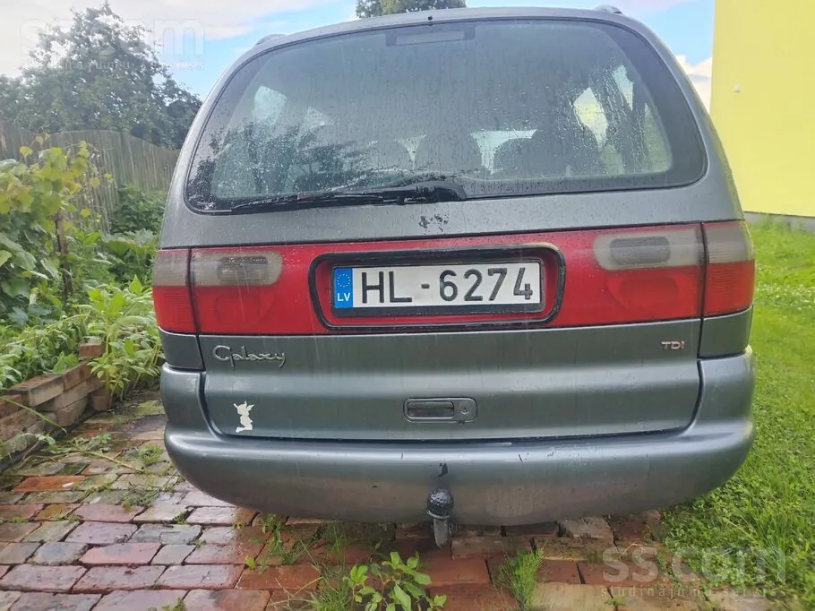 Ford Galaxy 1999 photo 3
