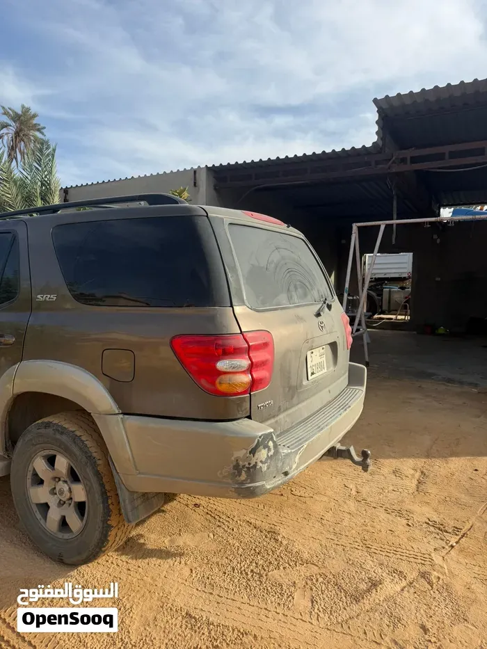 Toyota Sequoia 2002 photo 4