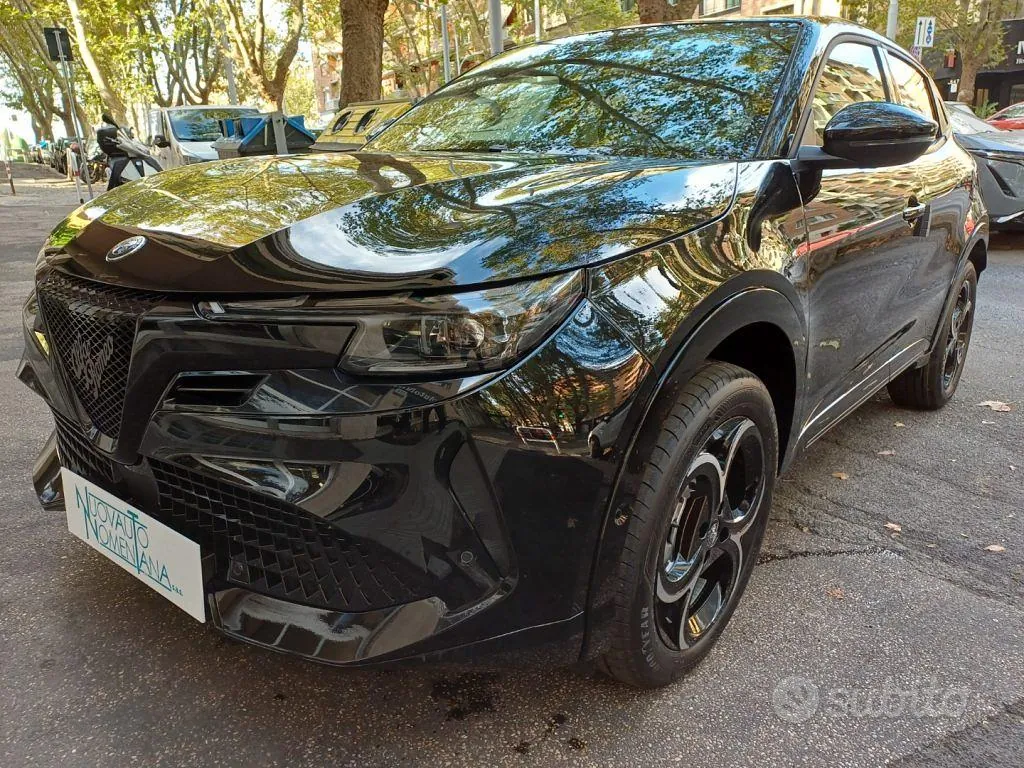 Alfa Romeo Junior 2026 photo 2
