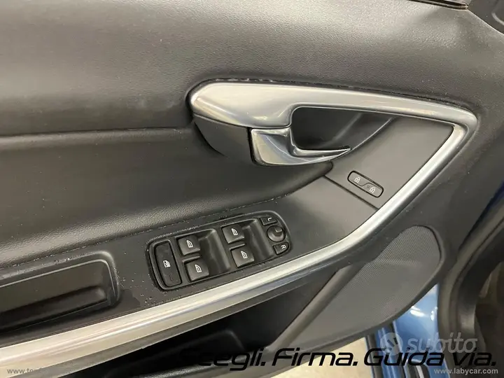 Volvo V60 2017 photo 5