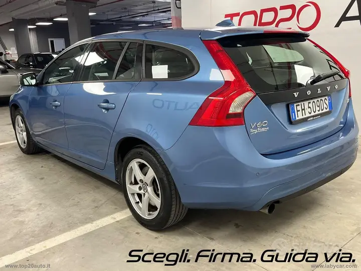 Volvo V60 2017 photo 4