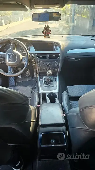 Audi A4 2013 photo 3