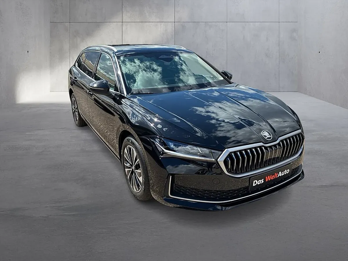 Skoda Superb 2026 photo 3