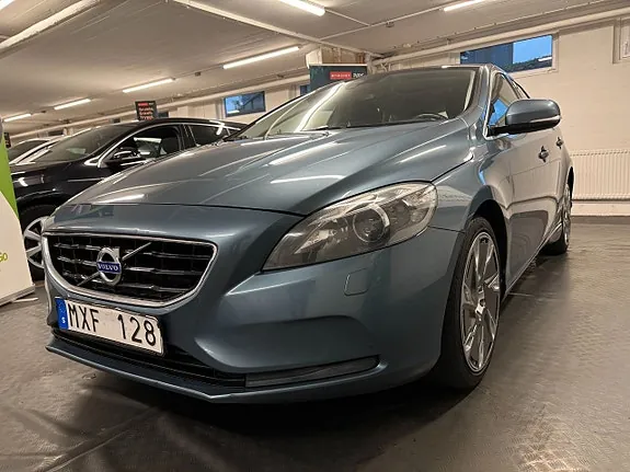 Volvo V40 2013 photo 3