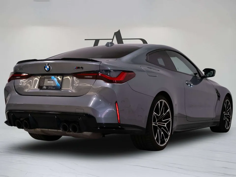 BMW M4 2024 photo 4