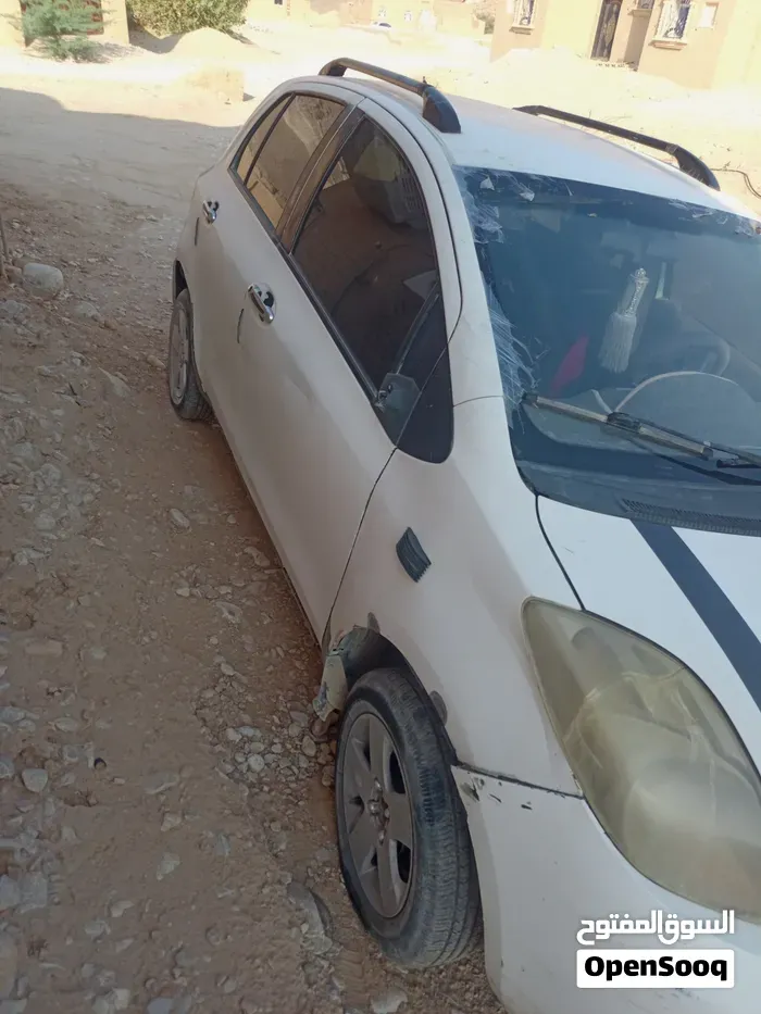 Toyota Yaris 2007 photo 4