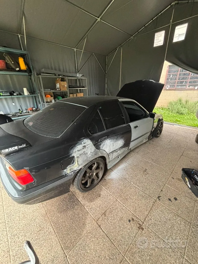 BMW E36 1998 photo 5