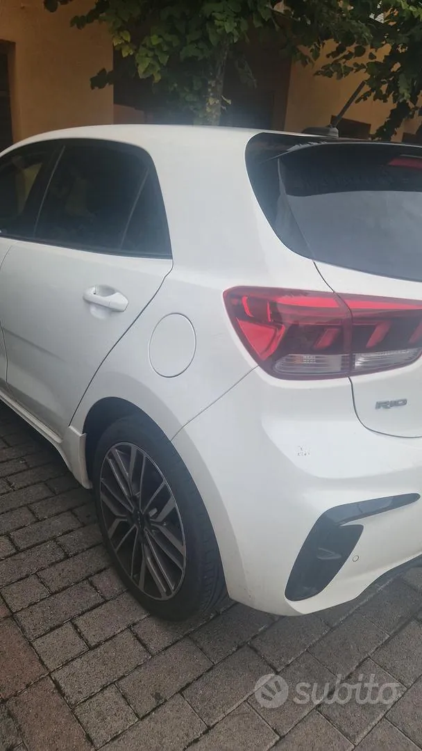 Kia Rio 2022 photo 2