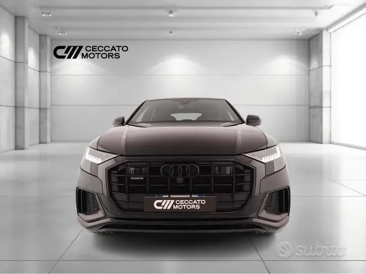 Audi Q8 2022 photo 2
