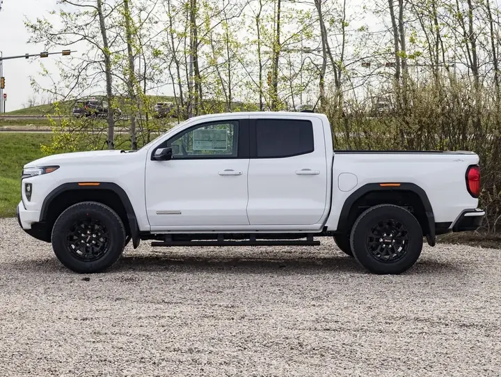 GMC Canyon 2026 photo 5