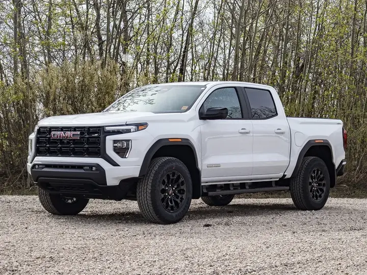 GMC Canyon 2026 photo 3