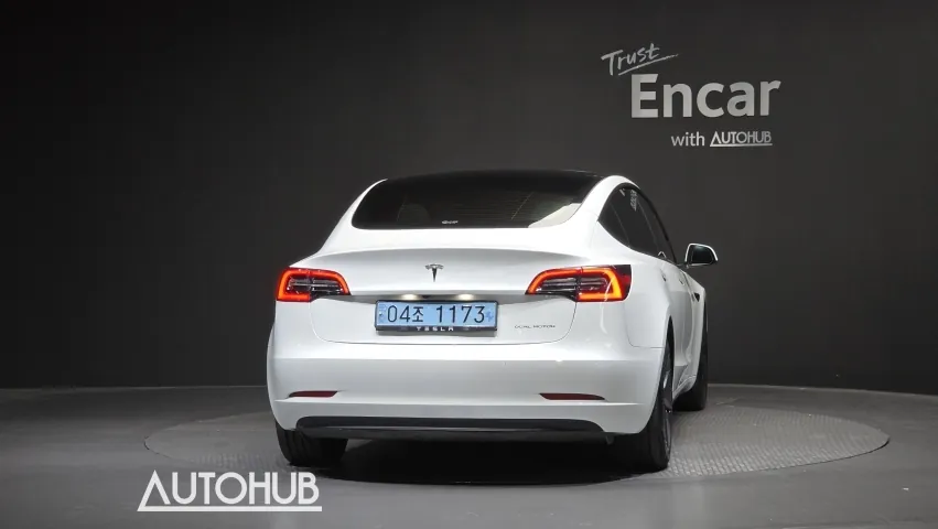 Tesla Model 3 2021 photo 4