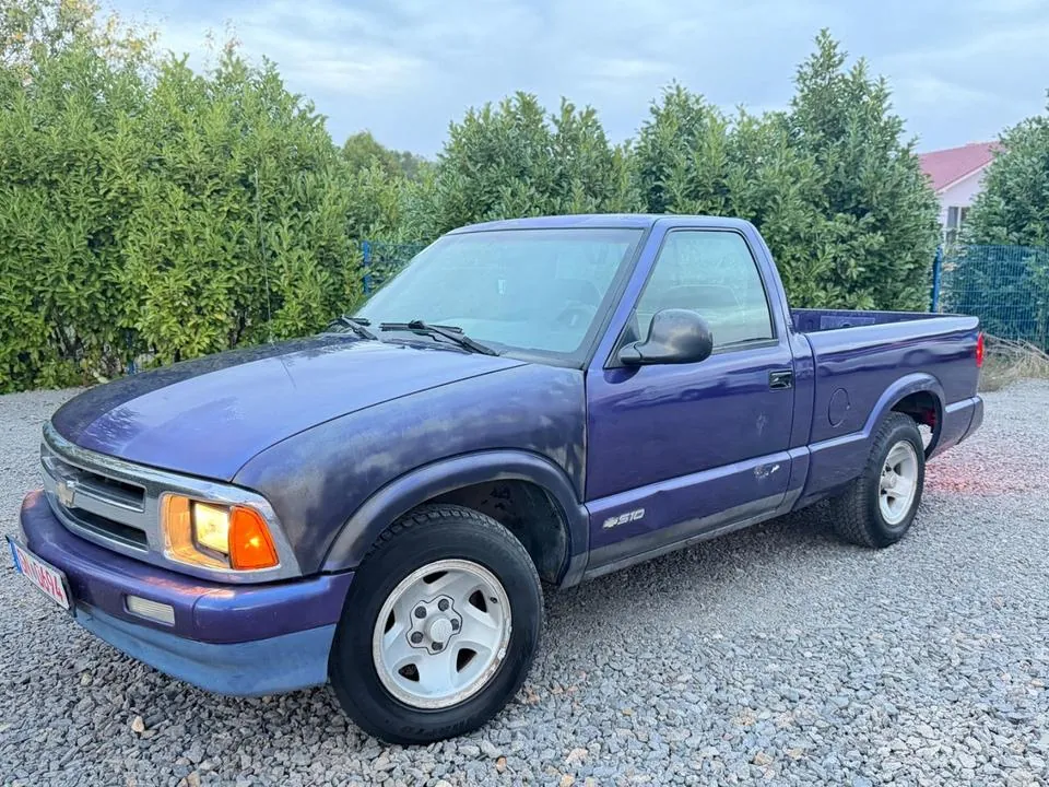 Chevrolet S-10