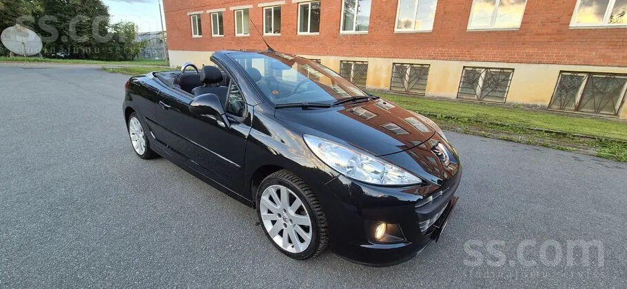 Peugeot 207 2012 photo 4