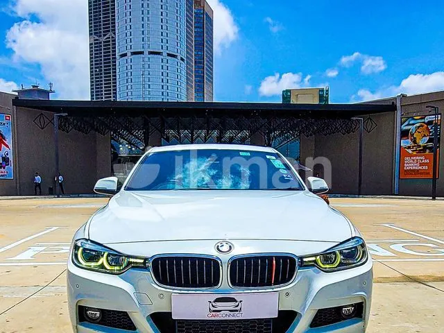 BMW 318I 2018 photo 2