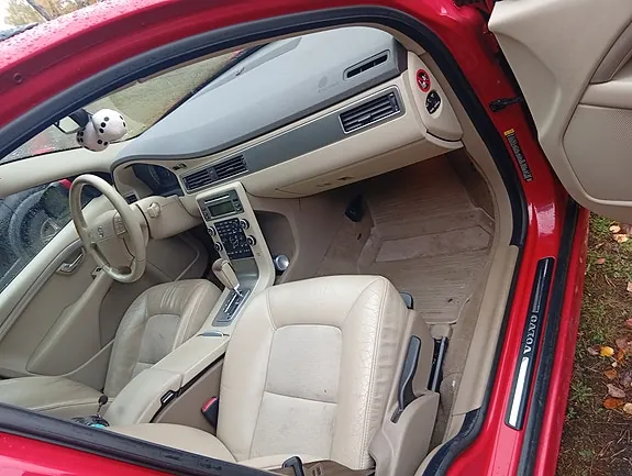 Volvo V70 2009 photo 2