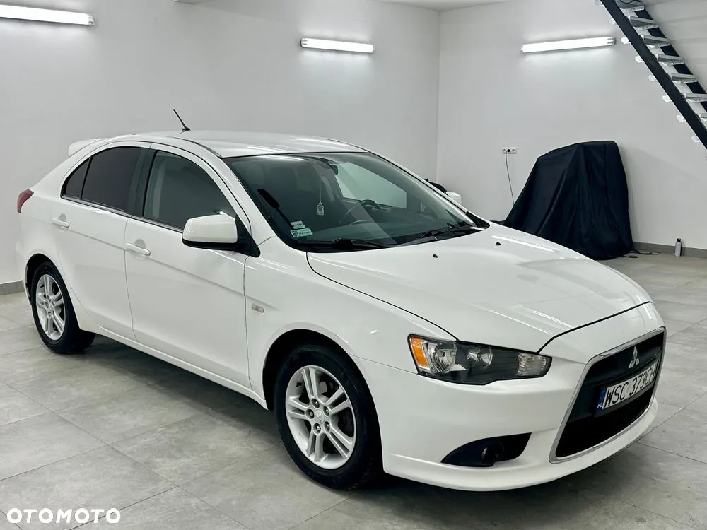 Mitsubishi Lancer