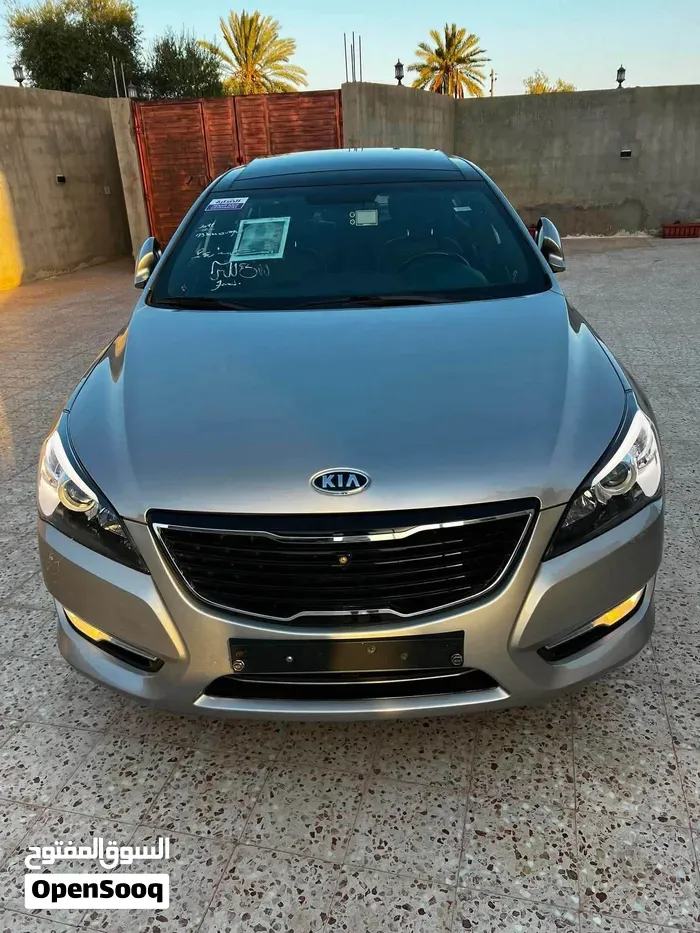 Kia K7 2012 photo 4