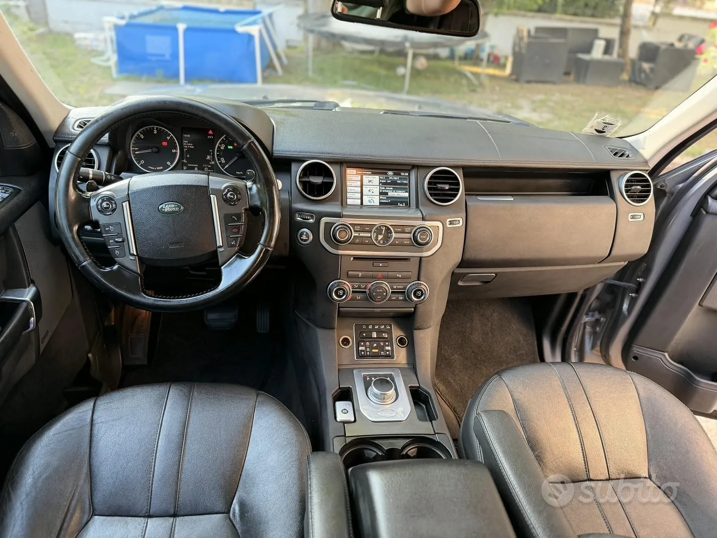 Land Rover Discovery 2013 photo 4