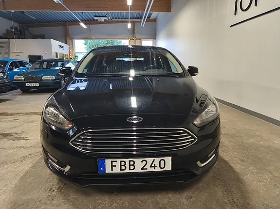 Ford Focus 2016 photo 2