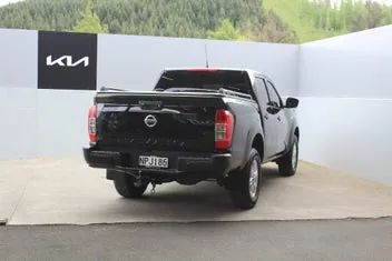 Nissan Navara 2021 photo 4