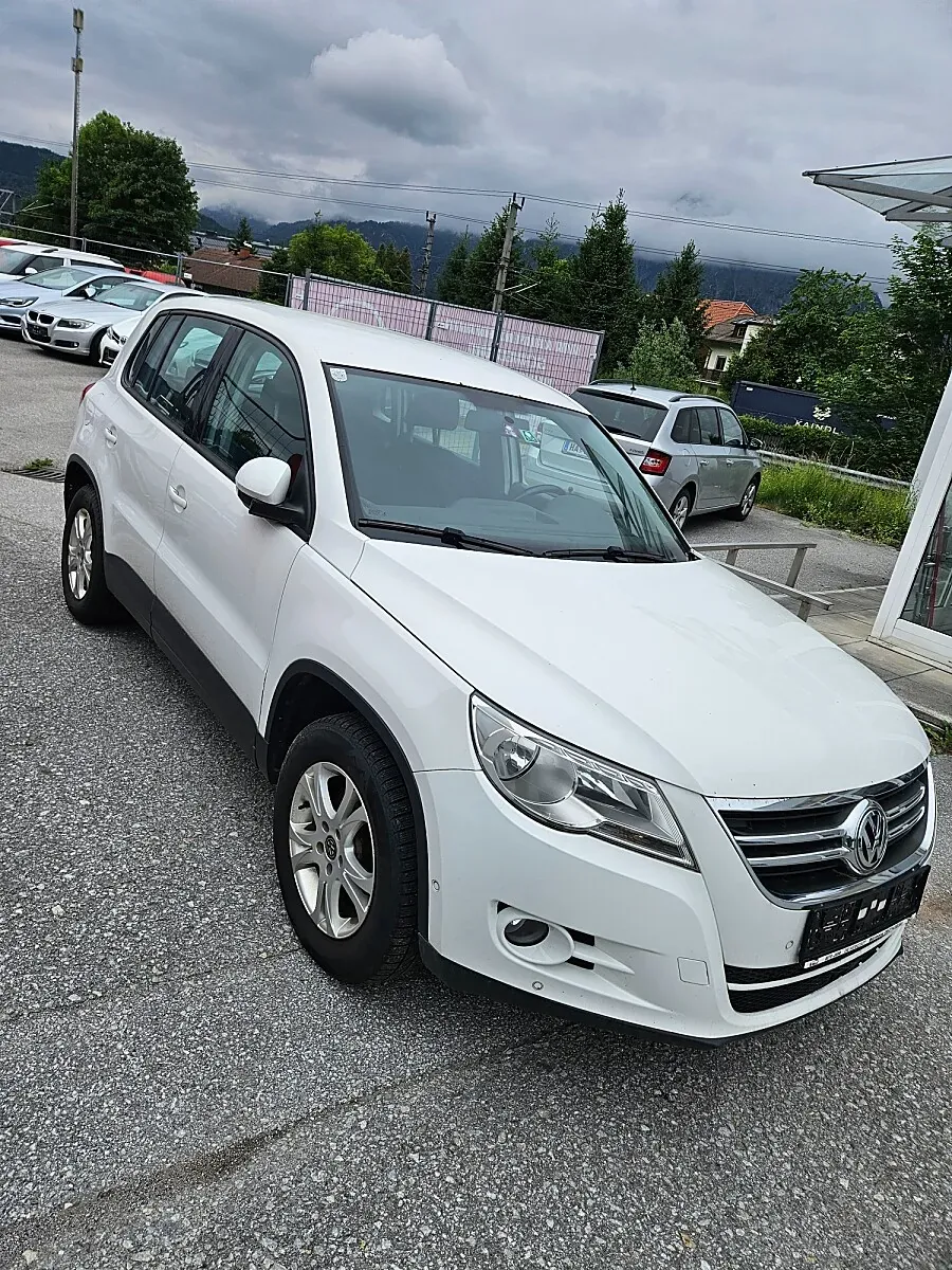 Volkswagen Tiguan 2009 photo 2