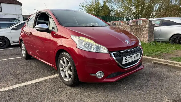 Peugeot 208