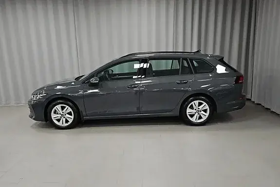 Volkswagen Golf I 2025 photo 2