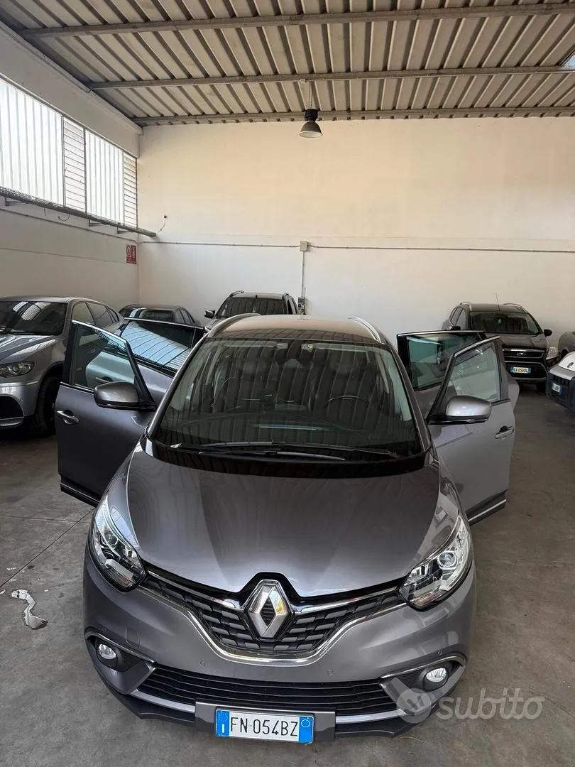 Renault Grand Scenic 2018 photo 5