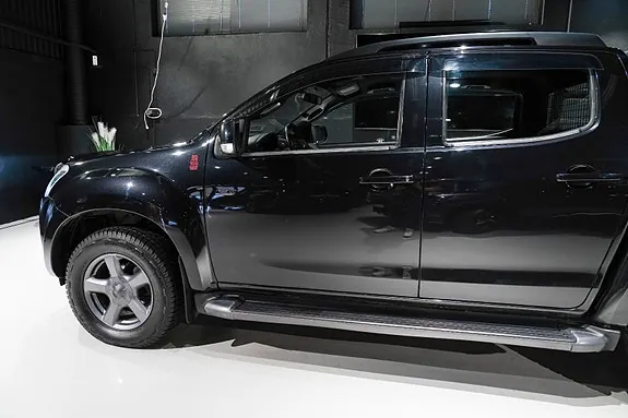 Isuzu D-Max 2016 photo 3