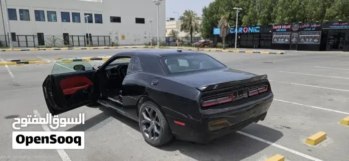 Dodge Challenger 2019 photo 2