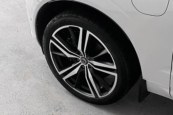 Volvo Xc60 2018 photo 5