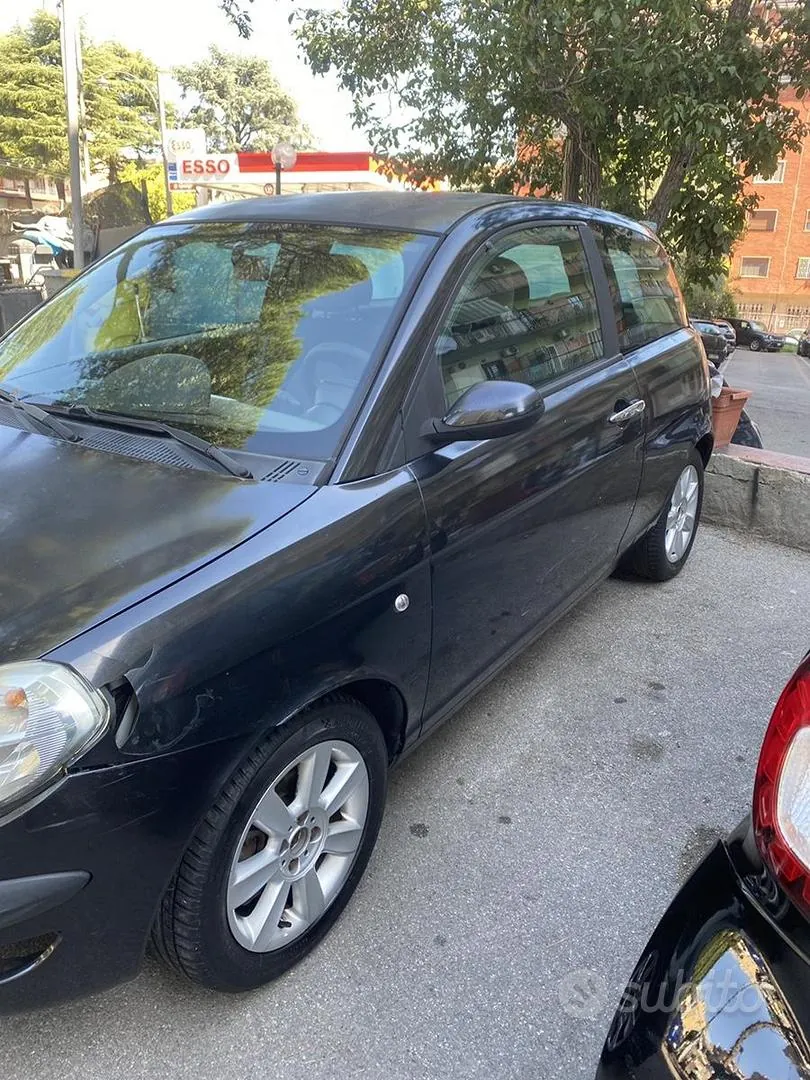 Lancia Ypsilon 2004 photo 3